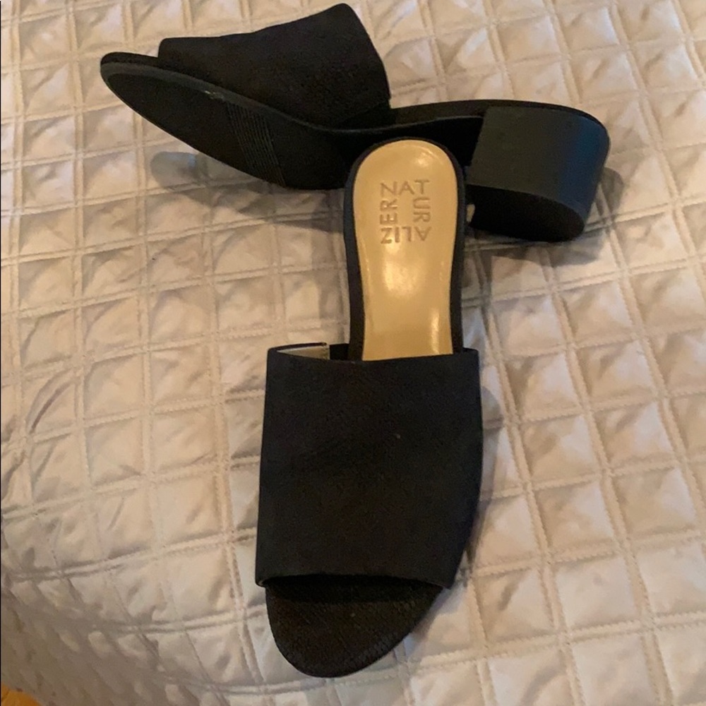 Naturalizer Slides